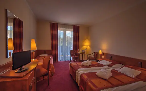 Erzsébet Park Hotel — 3. kép