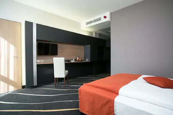 Best Western Plus Lakeside Hotel — 1. kép