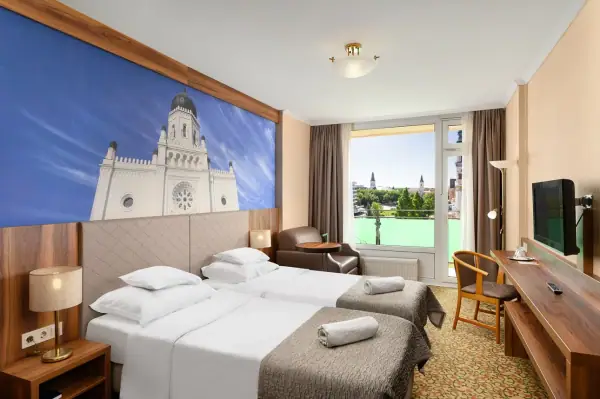 Aranyhomok Business-City Wellness Hotel — Szálloda, Kecskemét