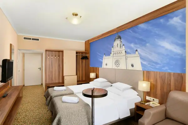 Aranyhomok Business-City Wellness Hotel — 1. kép