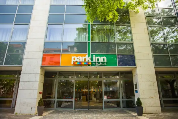 Park Inn by Radisson Budapest — Szálloda, Budapest