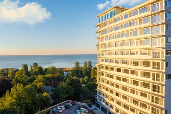Hunguest BÁL Resort — Szálloda, Balatonalmádi