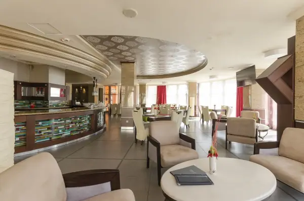 Hunguest Hotel Apollo — 1. kép