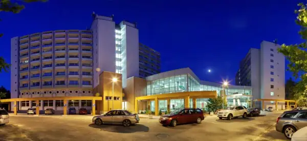 Hunguest Hotel Erkel — Szálloda, Gyula