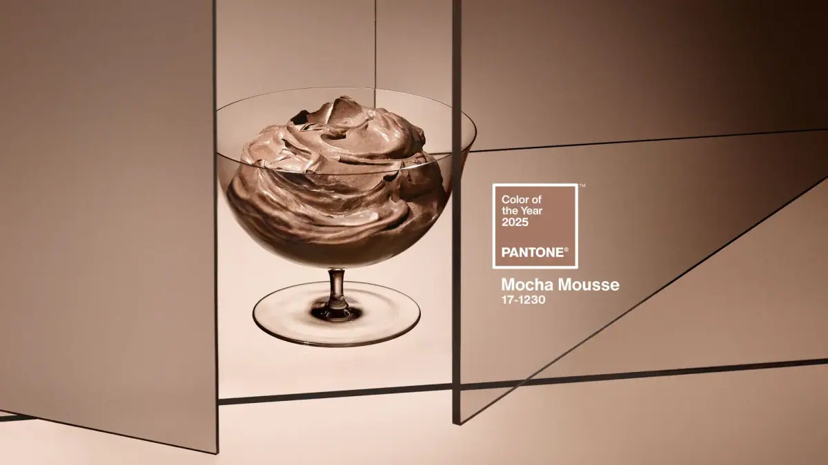 Pantone Mocca Mousse