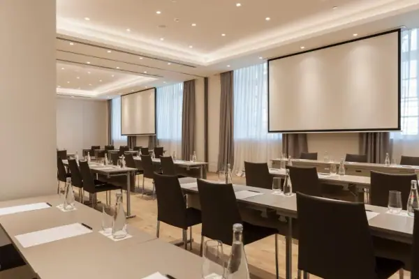 Kozmo Hotel Suites & Spa — 9. kép