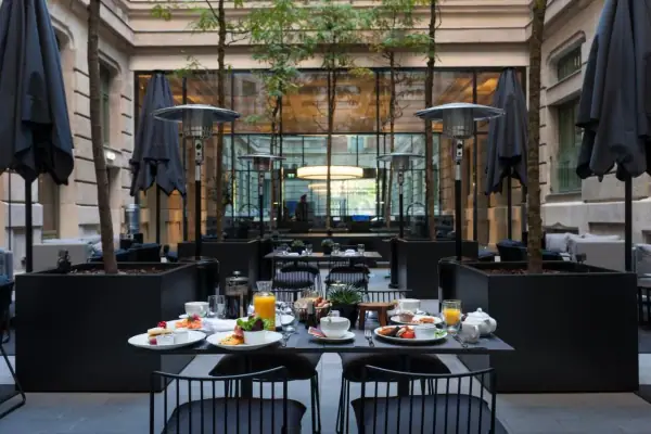 Kozmo Hotel Suites & Spa — 8. kép