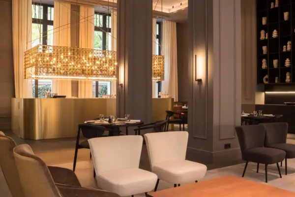 Kozmo Hotel Suites & Spa — 5. kép