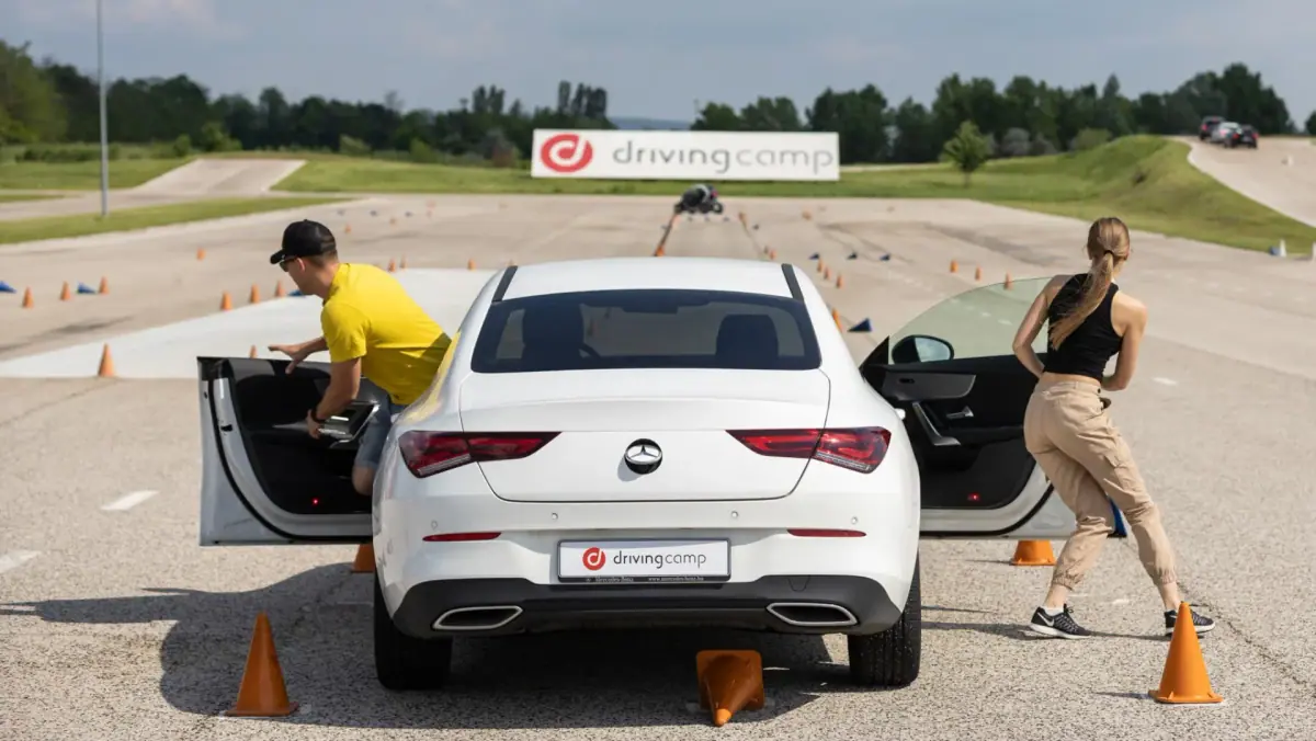 Drivingcamp - Élmény és üzlet egy pályán