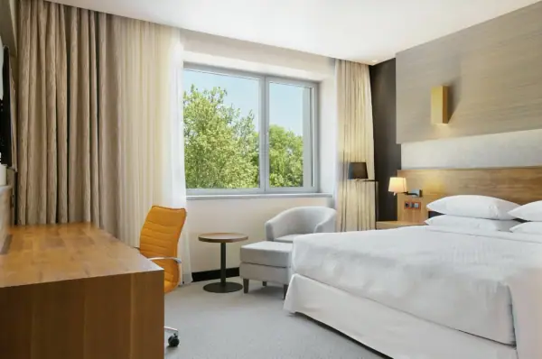 Four Points by Sheraton Kecskemét Hotel és Konferenciaközpont — 10. kép