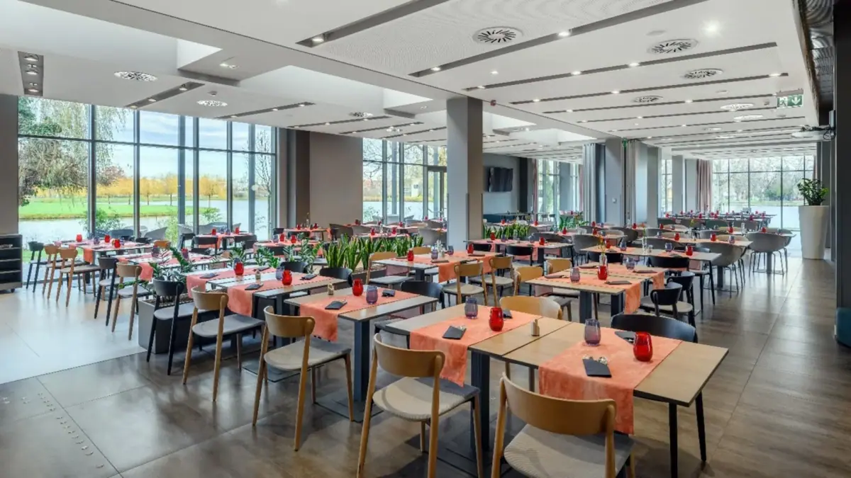 Lakeside Hotel Székesfehérvár Grafit Bistro