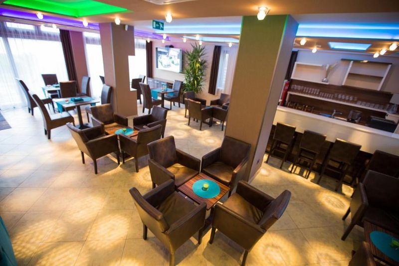 Pole Position Beach Hotel Balatonszárszó — 3. kép