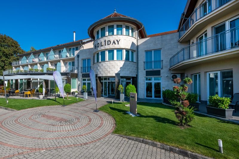 Holiday Resorts Balatonszárszó — 1. kép