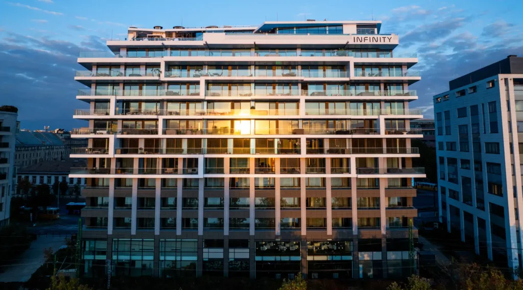 Infinity Hotel Danube Budapest