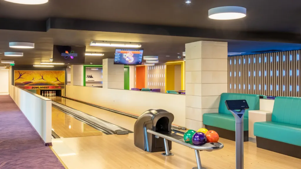 Chill & Fun Club bowling és csapatépítés