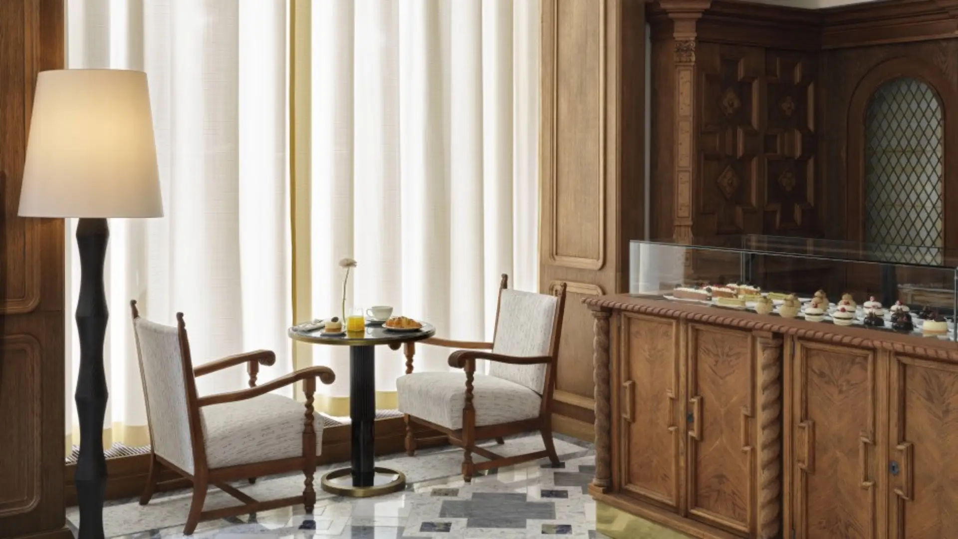 The St. Regis Budapest Klotild Patisserie