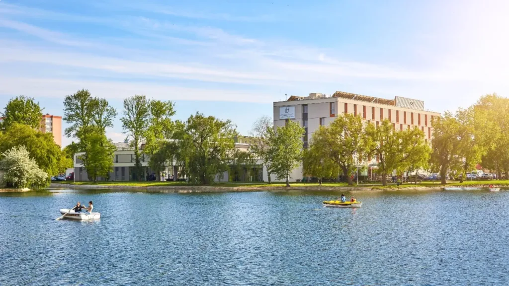 Best Western Plus Lakeside Hotel Székesfehérvár